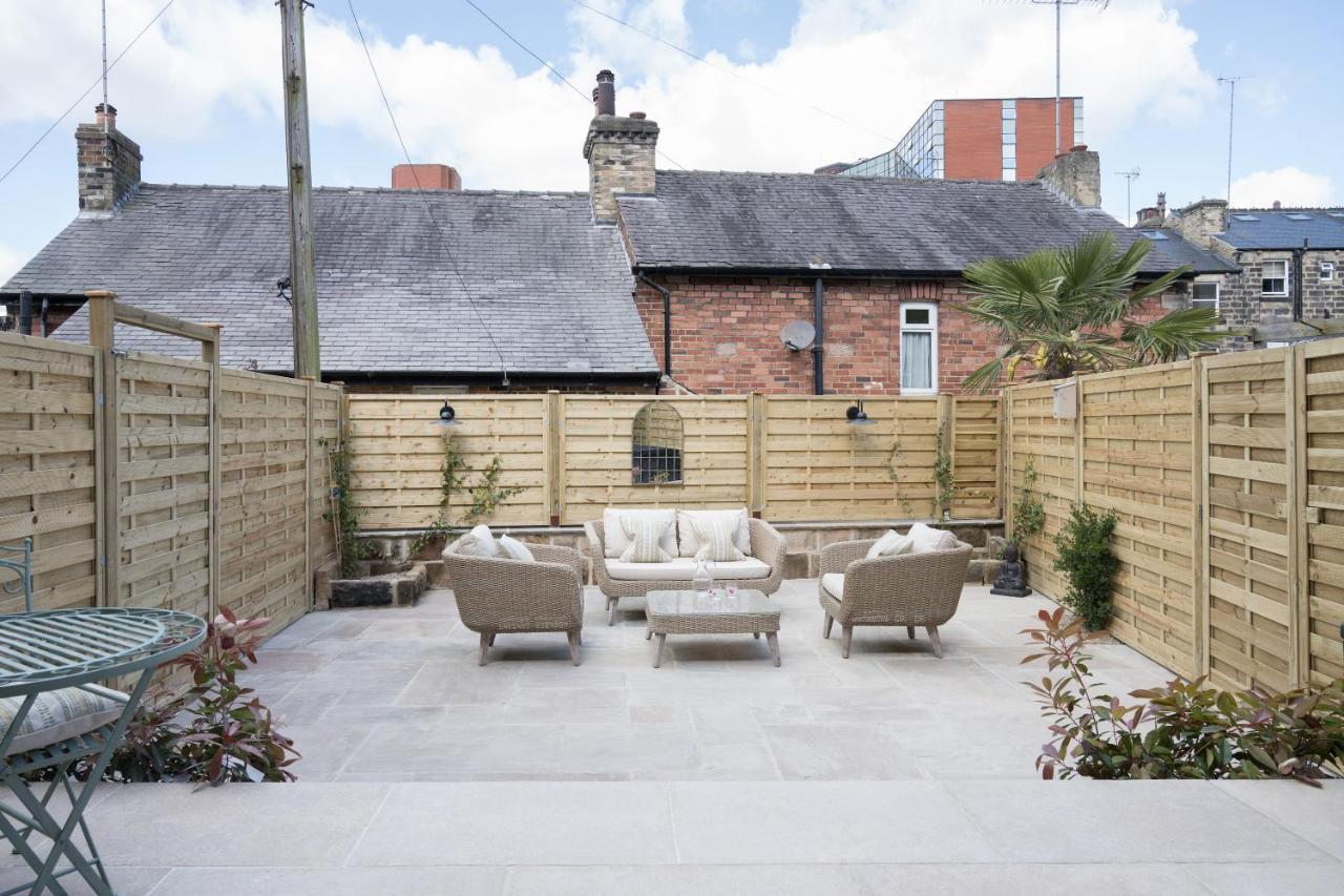 Townhouse By Harrogate Serviced Apartments Bagian luar foto